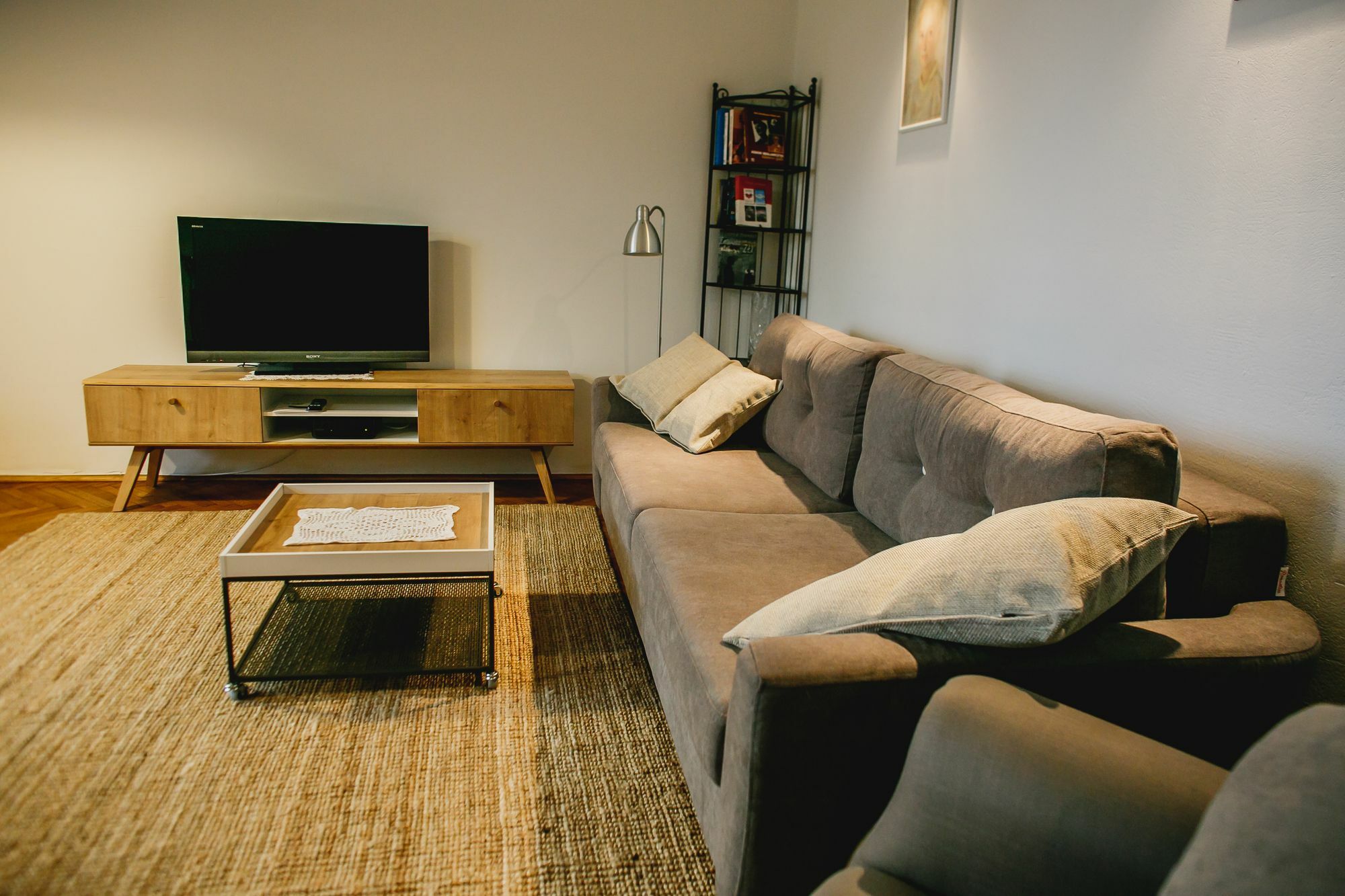 Niepodleglosci 245 - 2br By Homeprime *